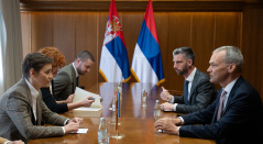 7. maj 2025. Predsednica Narodne skupštine Ana Brnabić sa ambasadorom Kraljevine Holandije Martajnom Elhersmom
