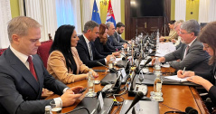 25. februar 2025. Predstavnici poslaničkih grupa koje čine opoziciju u Narodnoj skupštini u razgovoru sa izvestiocem Evropskog parlamenta za Srbiju 